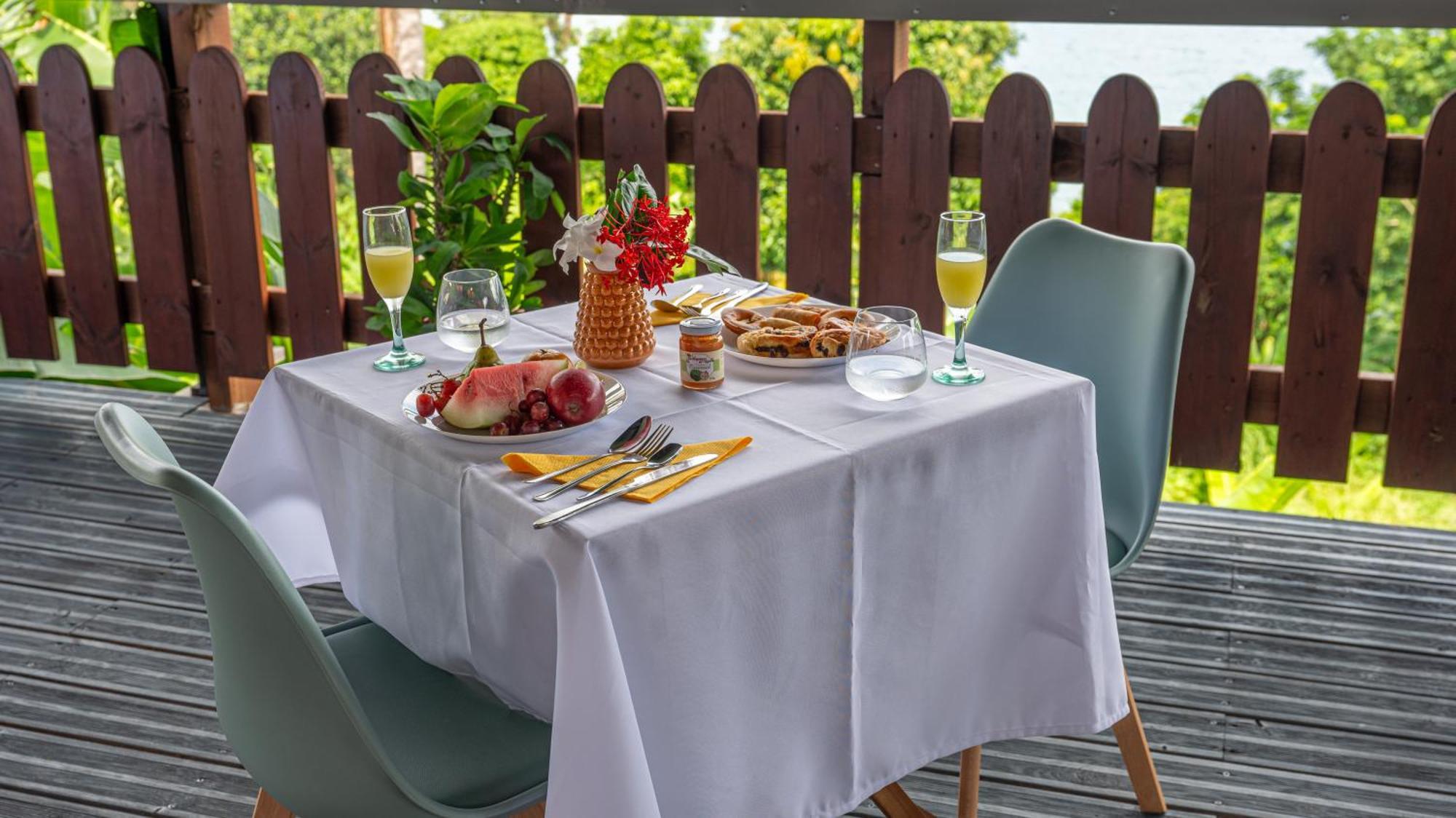 Bandrele Jade Hotel And Spa מראה חיצוני תמונה